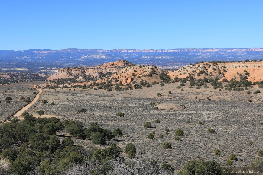 Вид на долину с плато.
