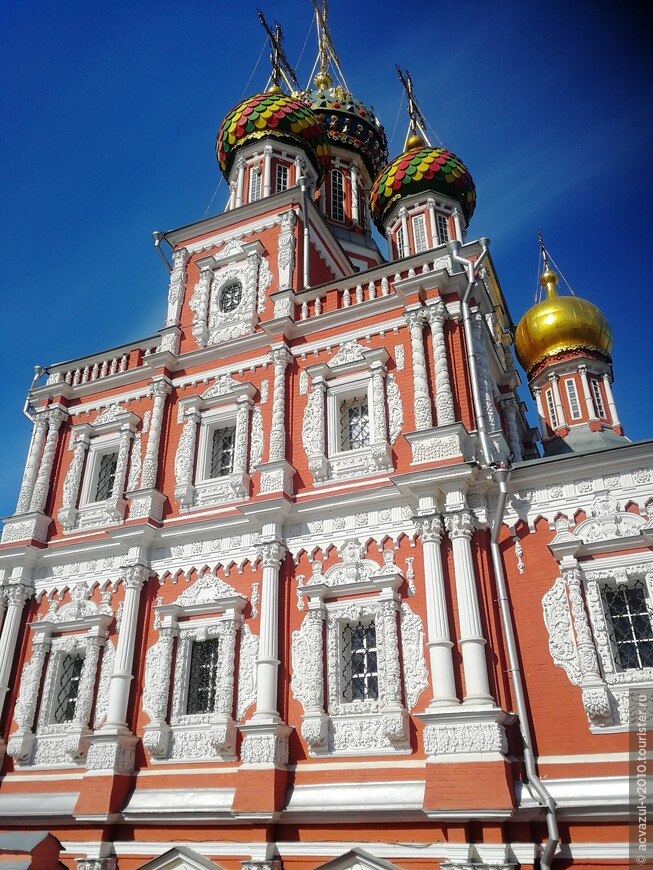 За 8 дней вокруг света или как за неделю посмотреть 9 городов (3 Кремля, 15 монастырей и храмов, 19 музеев)?