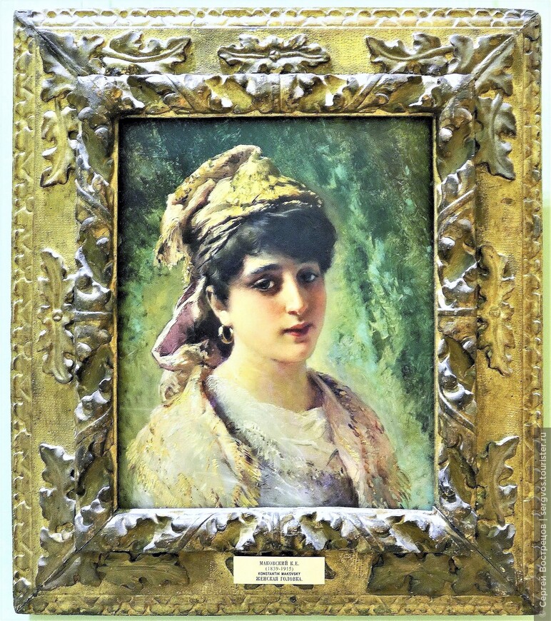 Маковский К.Е. (1839-1915). Женская головка (1860-1883). Поступление: Музейный фонд Эрмитажа, 1938.