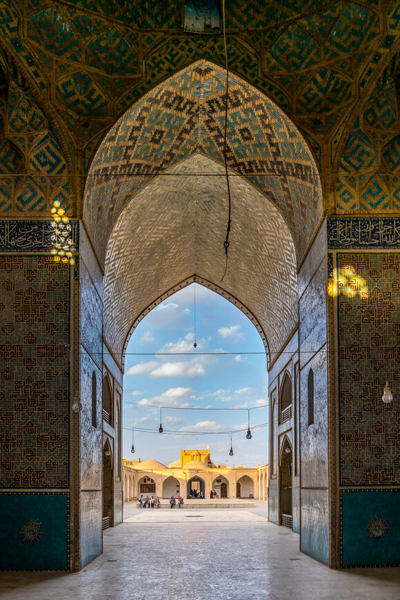 Вид на внутренний двор Пятничной мечети
