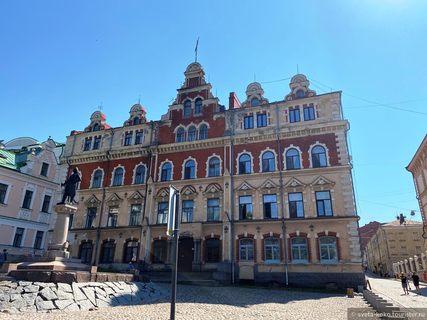 Где отдохнуть жарким летом в Ленинградской области?