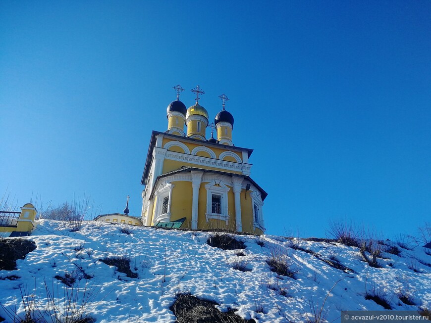 Церковь над Окой в Муроме...