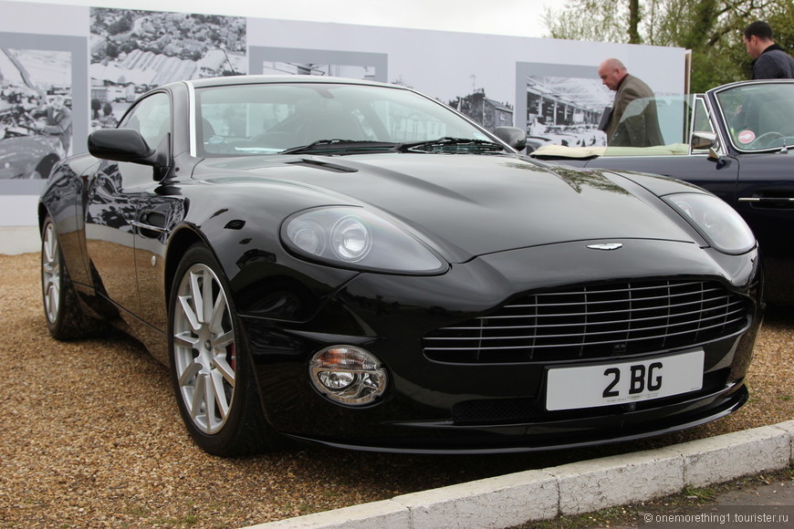 Aston Martin аукцион, Английские лужайки. Май 2012