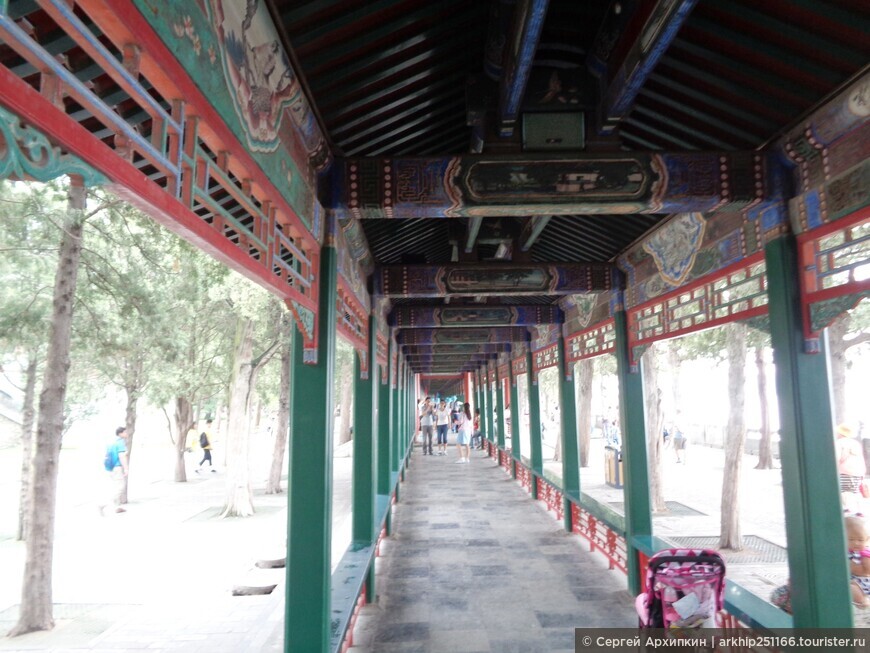 Самый длинный коридор в Китае — Длинный коридор в Летнем императорском дворце Пекина