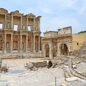 Древний город Эфес — один из крутейших памятников античности 