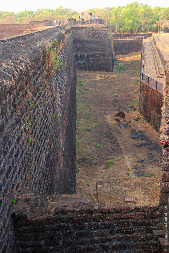 Маяк, форт, крепость Агуада — история Гоа в деталях