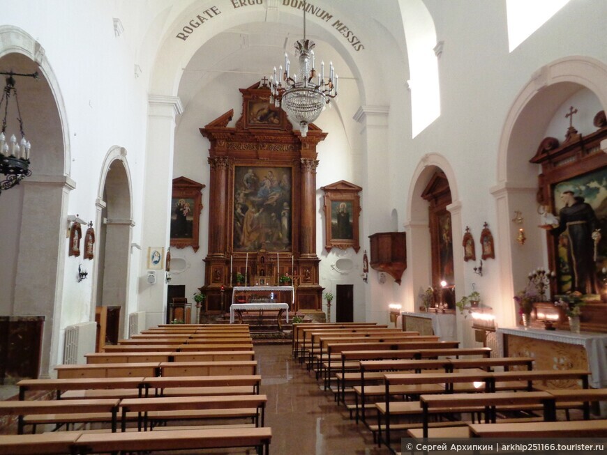 Церковь Святого Франциска в Таормине на Сицилии