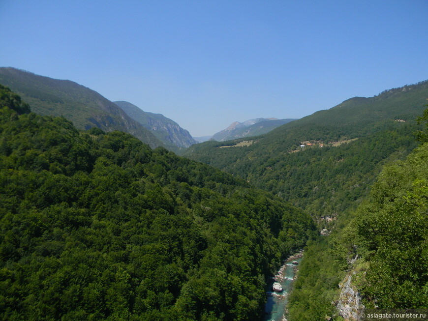 Dobra zemlja - Crna Gora!