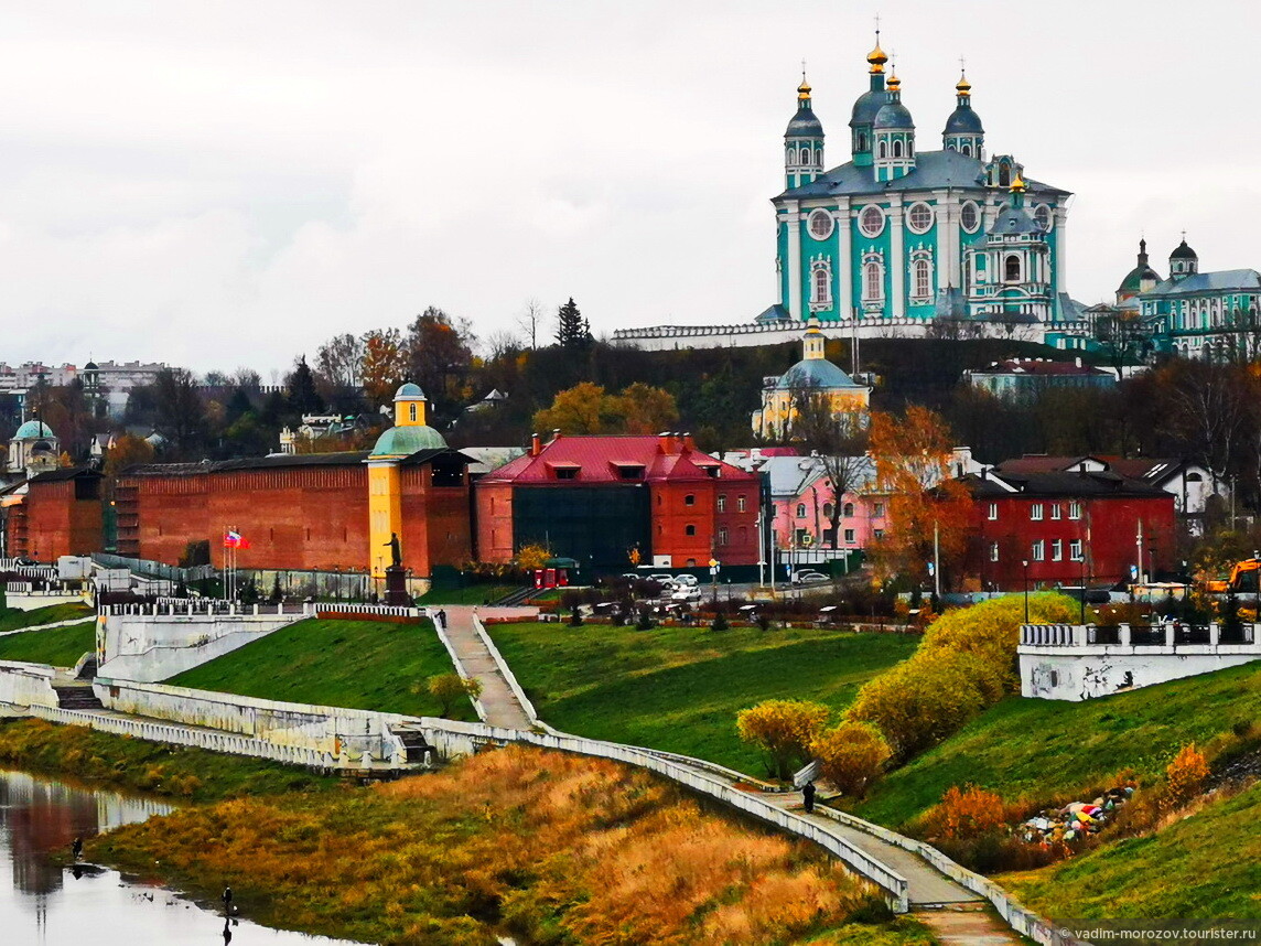 Смоленск фото. Примечательности города Смоленска. Смоленск доспремечательства. Долстопримечатья Смоленска. Города России Смоленск.