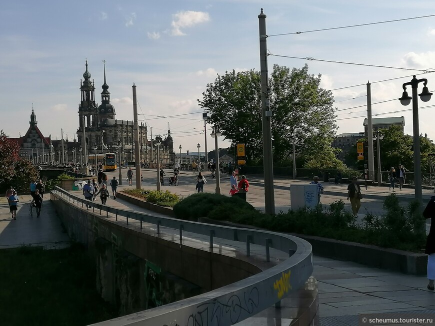 Вид на мост Аугустусбюке и на Старый город