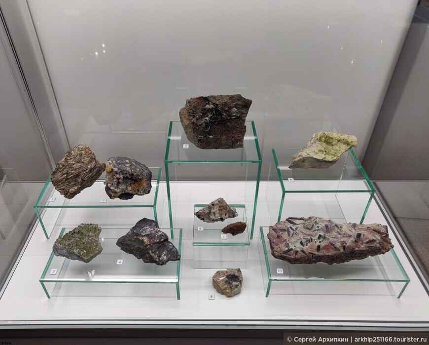 Челябинский краеведческий музей — там, где хранится знаменитый челябинский метеорит