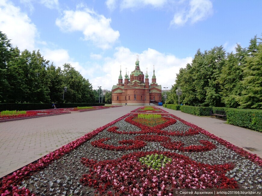 Собор Александра Невского в парке Алое поле в Челябинске
