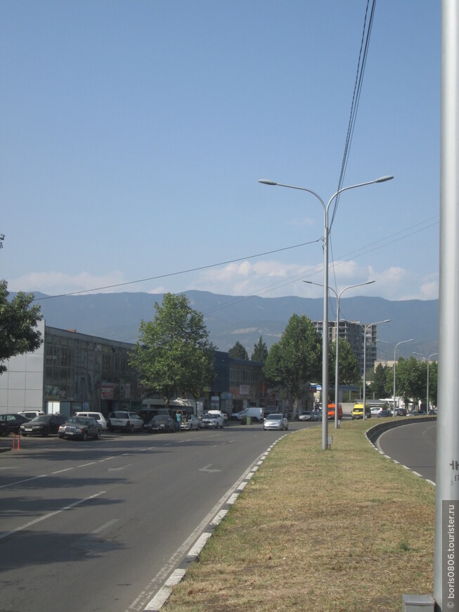 Прогулка по Тбилиси, около ТЭВЗа