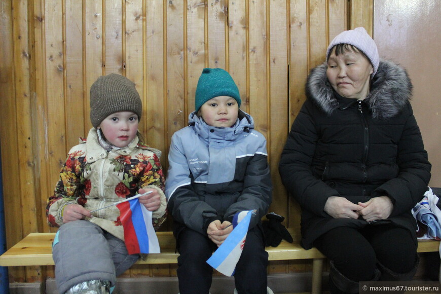 Белые снега северной широты. Ч - 14. День оленевода