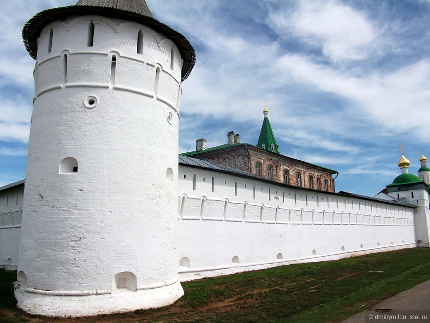 Белоснежная крепость над Волгой — Макарьевский монастырь