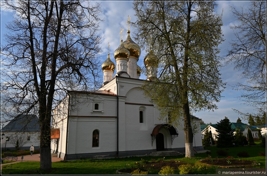 Солотчинский женский монастырь