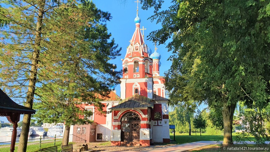 Церковь Дмитрия на крови возведена на месте убийства царевича Дмитрия в 1681 г.