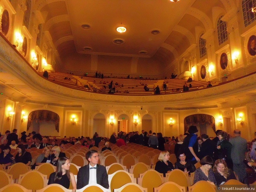 Москва театральная.  Большой зал Консерватории
