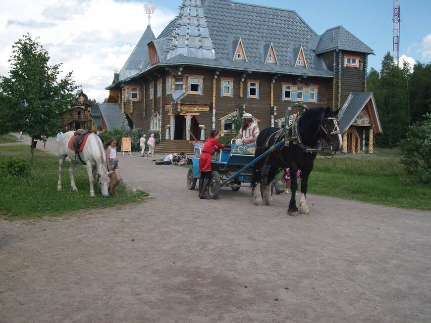 Две туристические деревни. La Granja-Мандроги. Испания-Россия