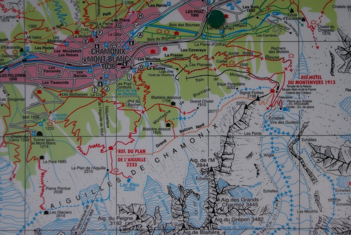 Где находится монблан в белгороде. Альпы Монблан на карте. Горный массив Монблан на карте.