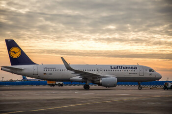 Lufthansa летом отменит свыше 3000 рейсов из-за нехватки сотрудников