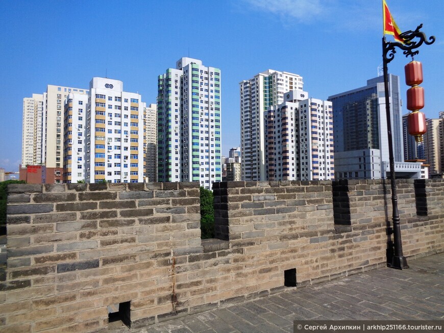 Средневековые городские стены Сианя — лучше всего сохранившиеся в Китае