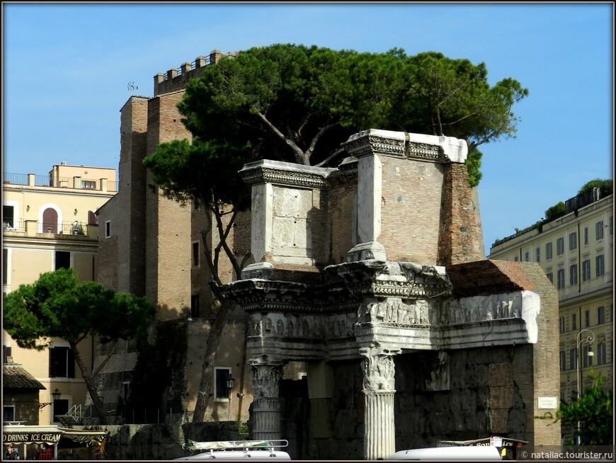 Колизей — символ Рима и его вековой истории.