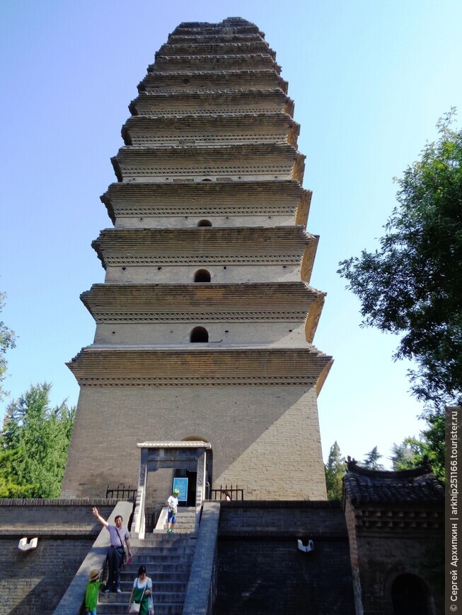 Малая пагода диких гусей — шедевр китайского зодчества 8 века в Сиане