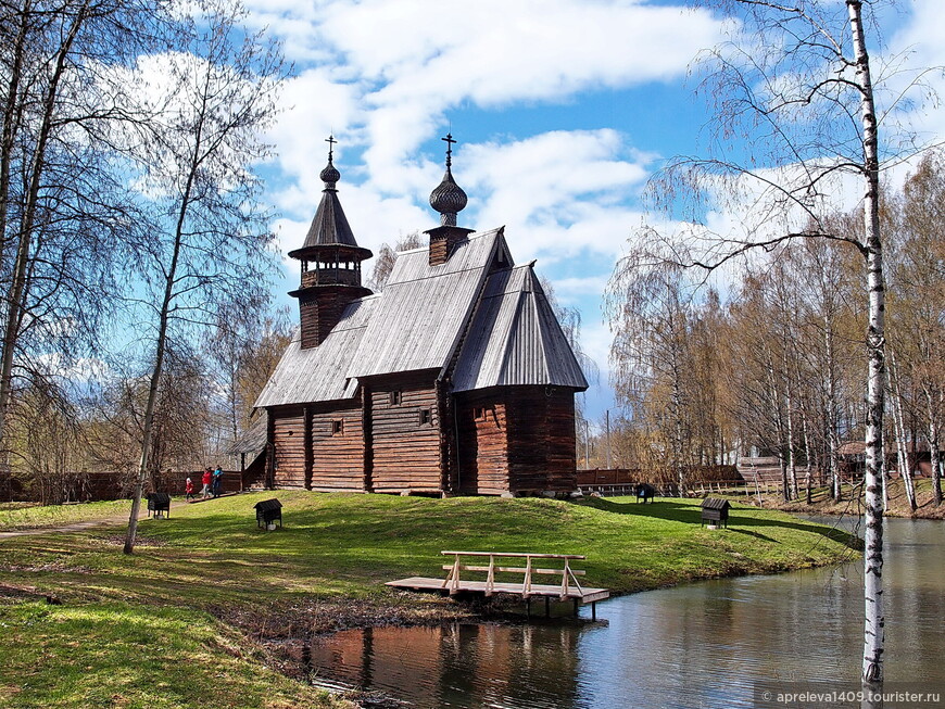 Церковь Всемилостивого Спаса из села Фоминского Костромской области. 1712 год.
