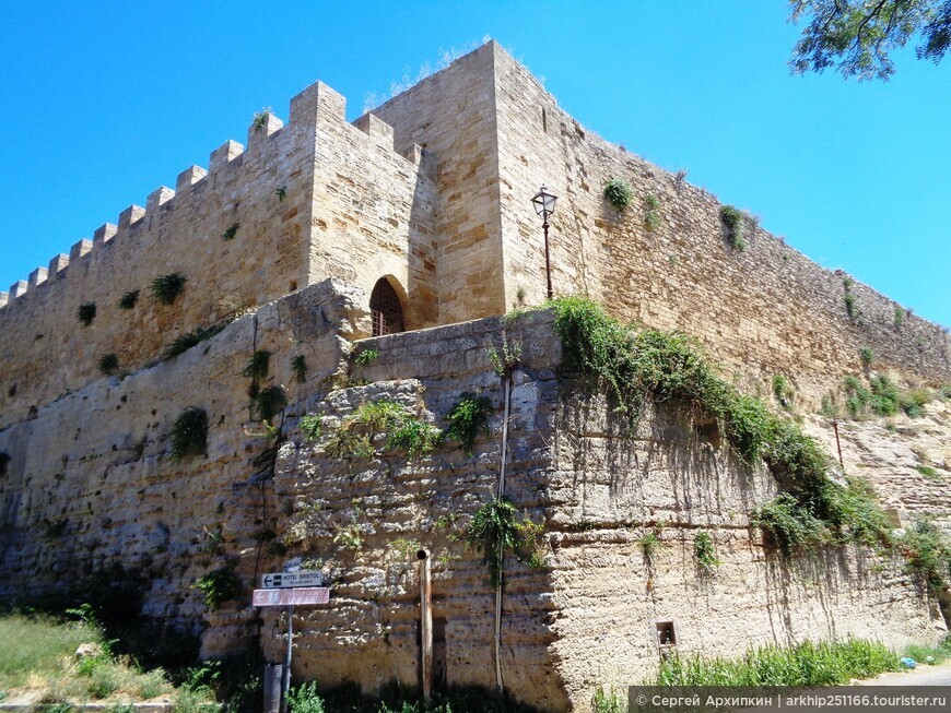 Средневековый Ломбардский замок в Энне — самый могущественный замок на Сицилии