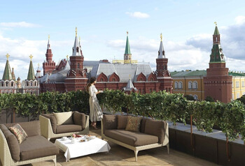 Отель Four Seasons в Москве продолжит работать под прежним названием
