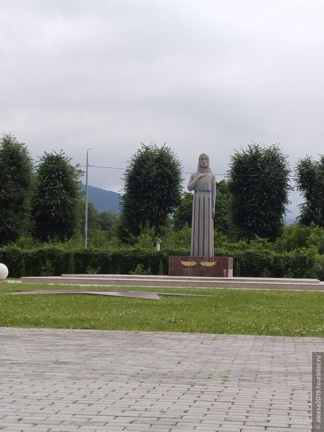 Владикавказ, зелёный город среди гор