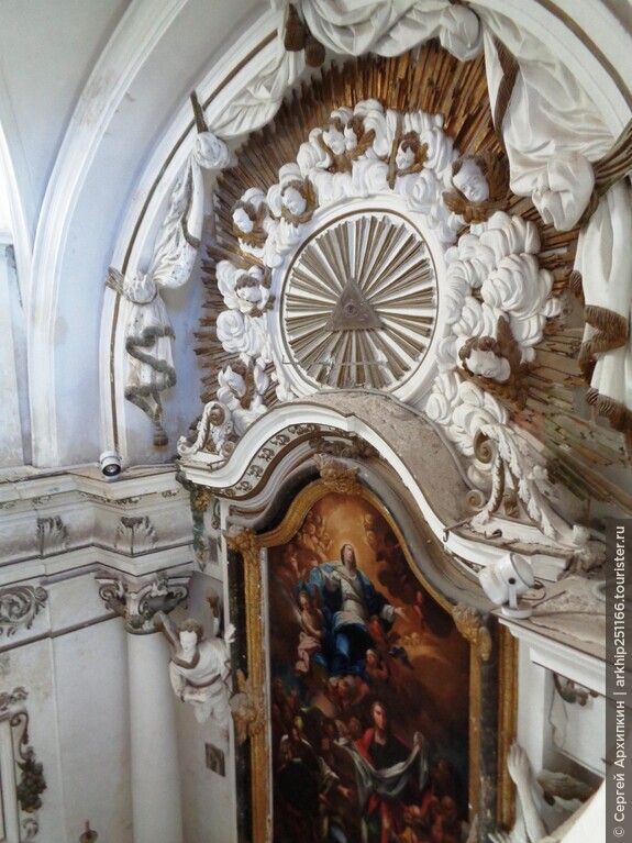 Барочный шедевр в Ното на Сицилии — церковь Санта Кьяра с отличной смотровой площадкой