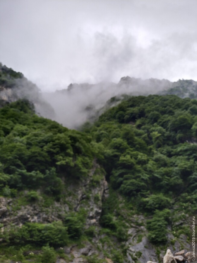 Северная Осетия. Алания. Красоты гор, ледников, водопадов, историческое наследие