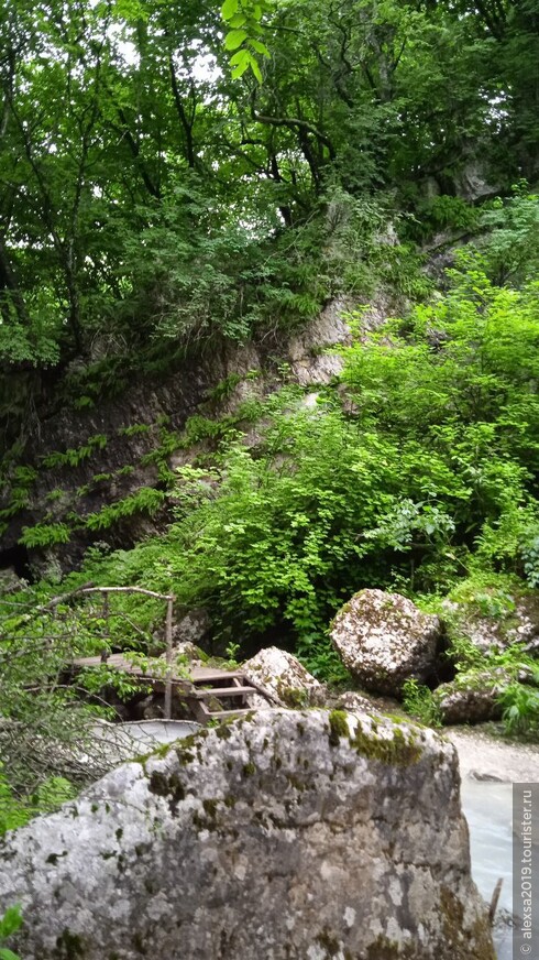 Северная Осетия. Алания. Красоты гор, ледников, водопадов, историческое наследие