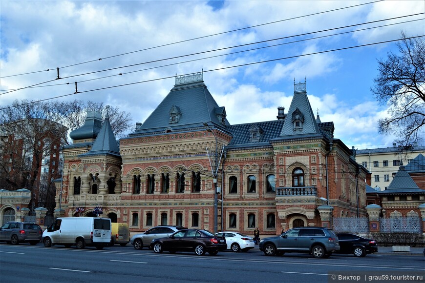 Прогулки по Москве.  Большая Якиманка и не только 