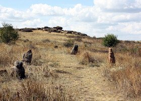 Каменные Могилы