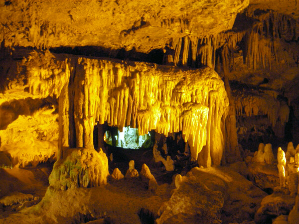 Пещеры Кастелланы