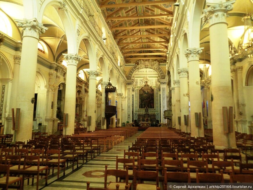 Барочная церковь Бетлем с королевской часовней в Модике на Сицилии