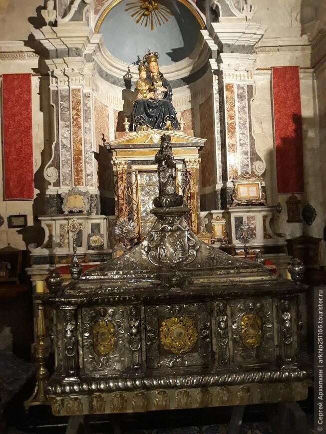 Барочная церковь Бетлем с королевской часовней в Модике на Сицилии