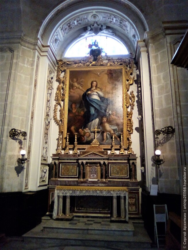 Кафедральный собор Святого Георгия в Рагузе — выдающийся храм в стиле сицилийского барокко и объект Всемирного наследия ЮНЕСКО
