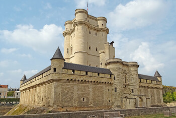Россиянам запретили  посещать Венсенский замок во Франции