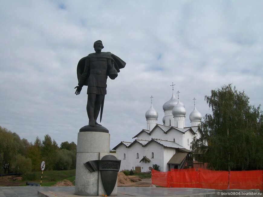Прогулка по Торговой стороне Новгорода