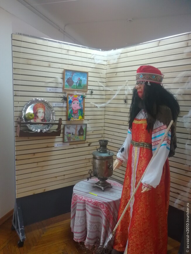 Музей изобразительных искусств Комсомольска-на-Амуре. Часть 2. Второй этаж музея