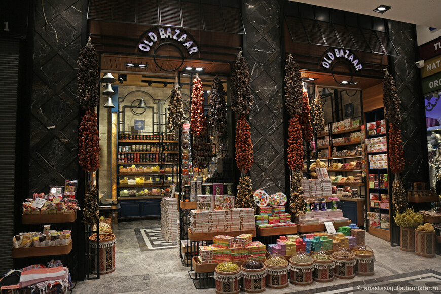 За самым восточным шоппингом — на Гранд-Базар в Стамбуле!