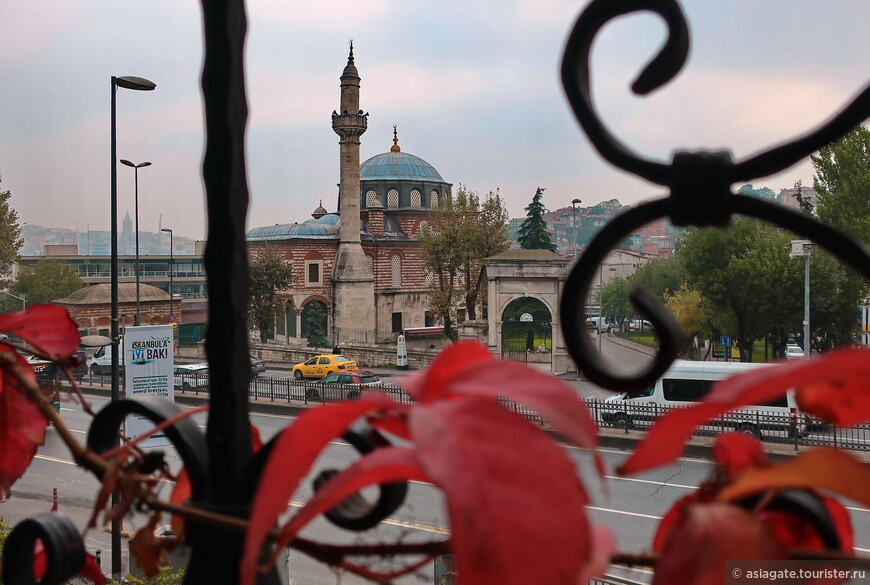 Стамбул. Архипелаг кварталов: Зейрек и Вефа
