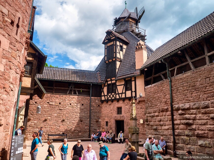 Замок Высокий Кёнигсбург — розовый замок кайзера