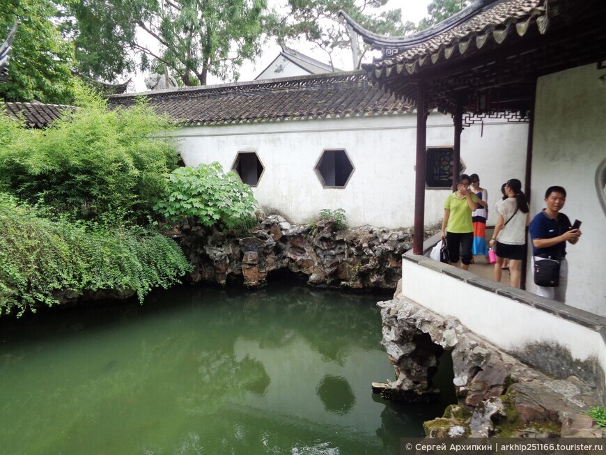 Средневековый сад Львиная роща 14 века в Сучжоу — объект Всемирного наследия ЮНЕСКО