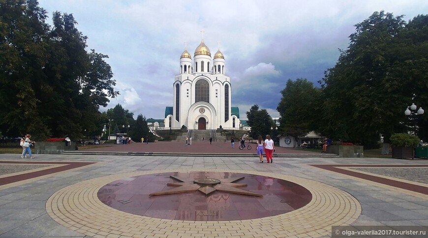  Храм Христа Спасителя на ПлощадиПобеды.