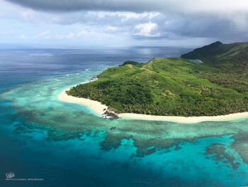 Власти Фиджи упростили правила въезда для туристов